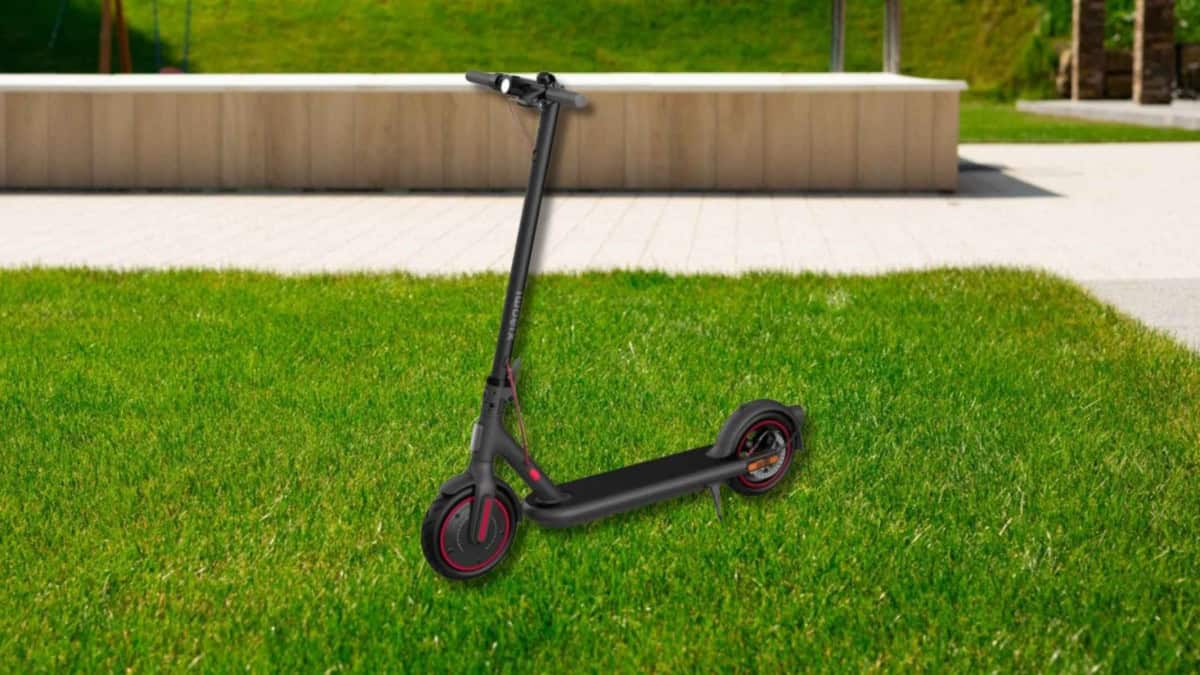 Scooter Eléctrico Xiaomi 4 Negro BHR5398GL